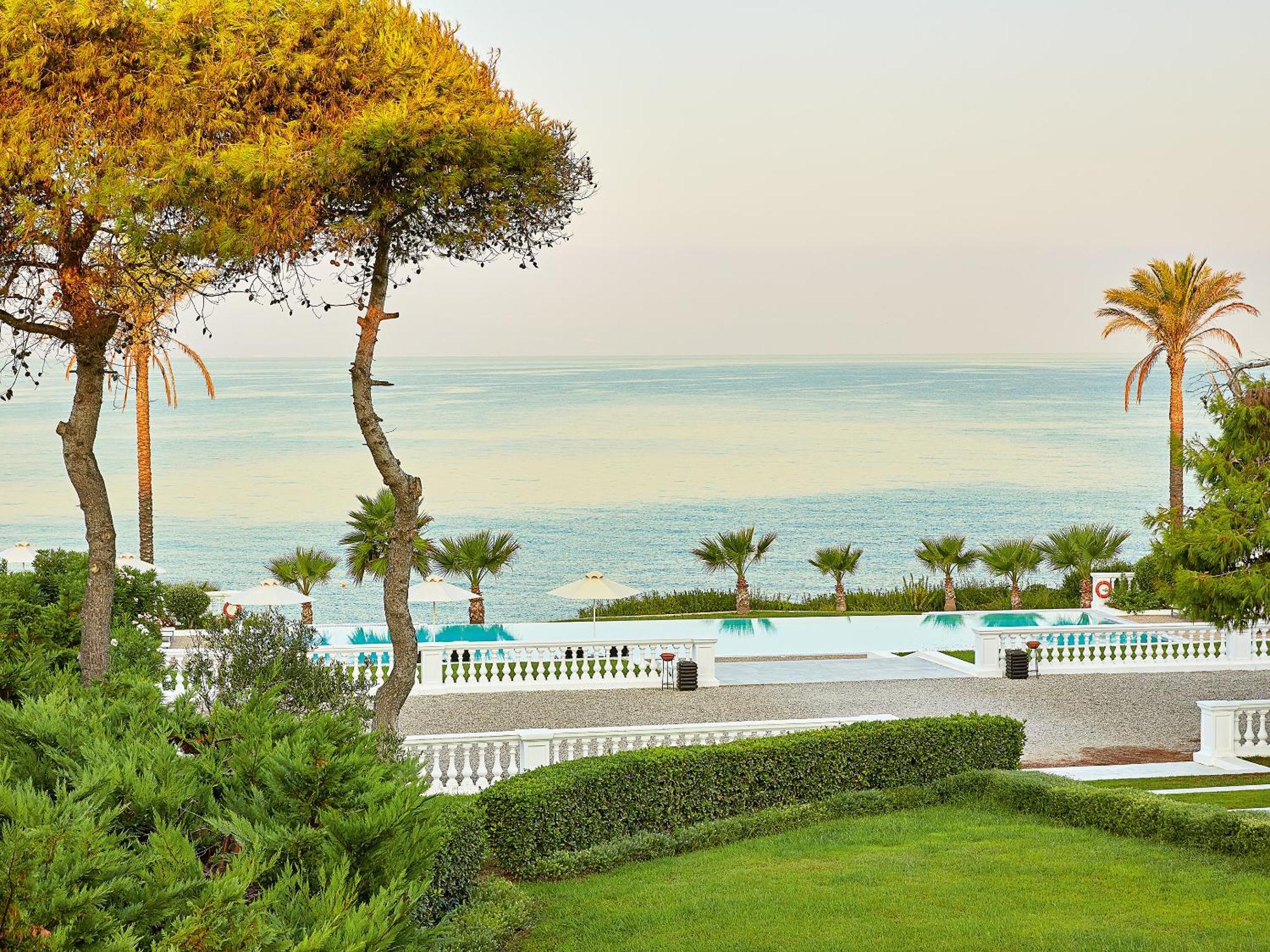 Mandola Rosa At Riviera Olympia, A Grecotel Resort To Live Лутра-Кіллініс Екстер'єр фото